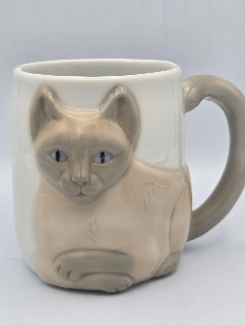 Henriksen Imports Siamese Cat Mug Embossed 3D Porcelain Japan
